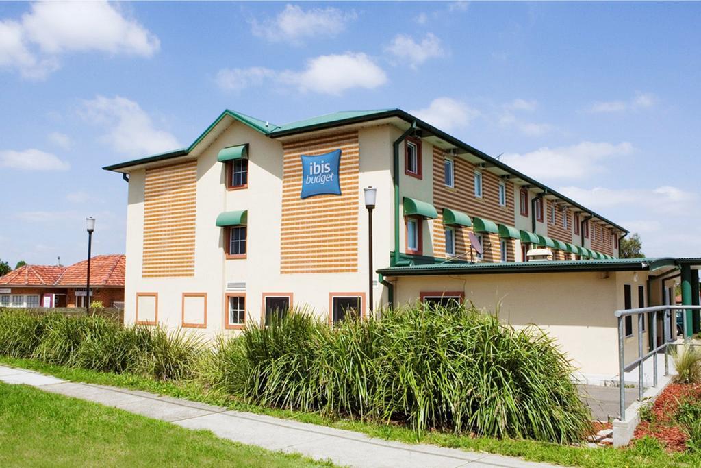 Ibis Budget - Casula Liverpool Exterior photo