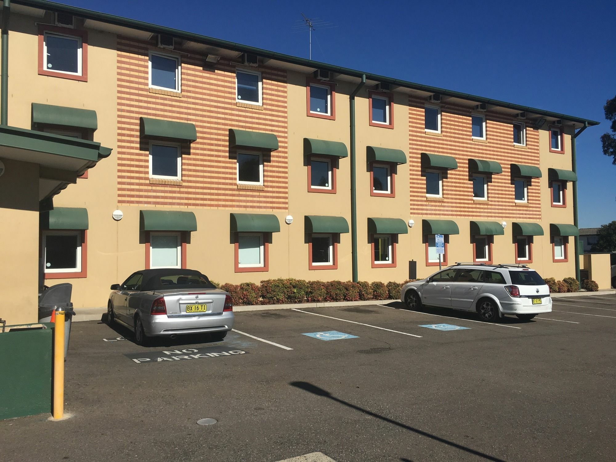 Ibis Budget - Casula Liverpool Exterior photo